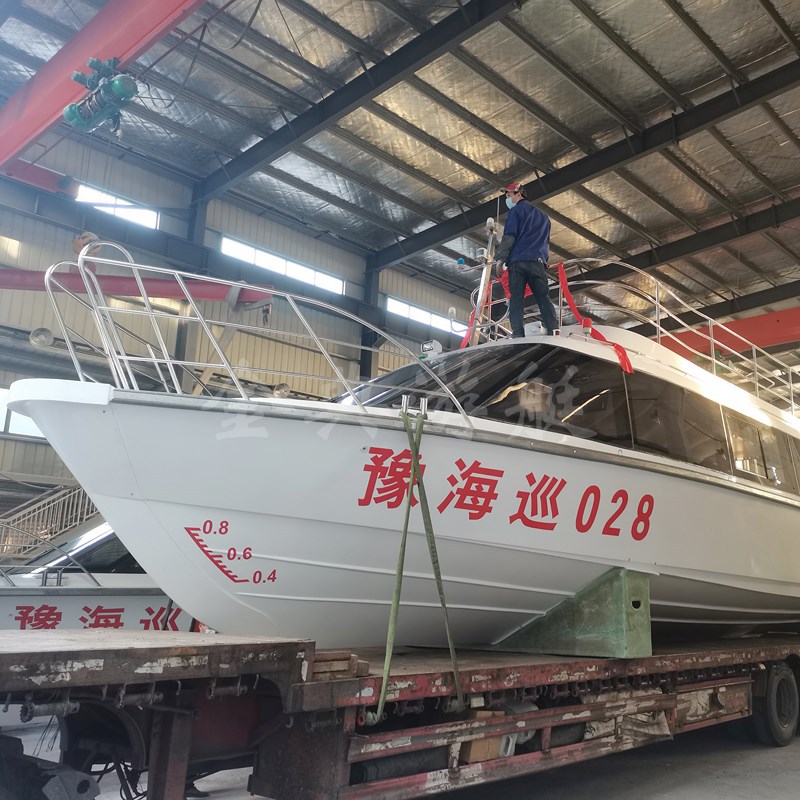 廠家供應(yīng)玻璃鋼客船，巡邏艇，交通艇，公務(wù)接待艇，觀光艇，游艇